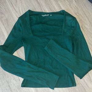 Abercrombie&Fitch Soft Essentials green square neck